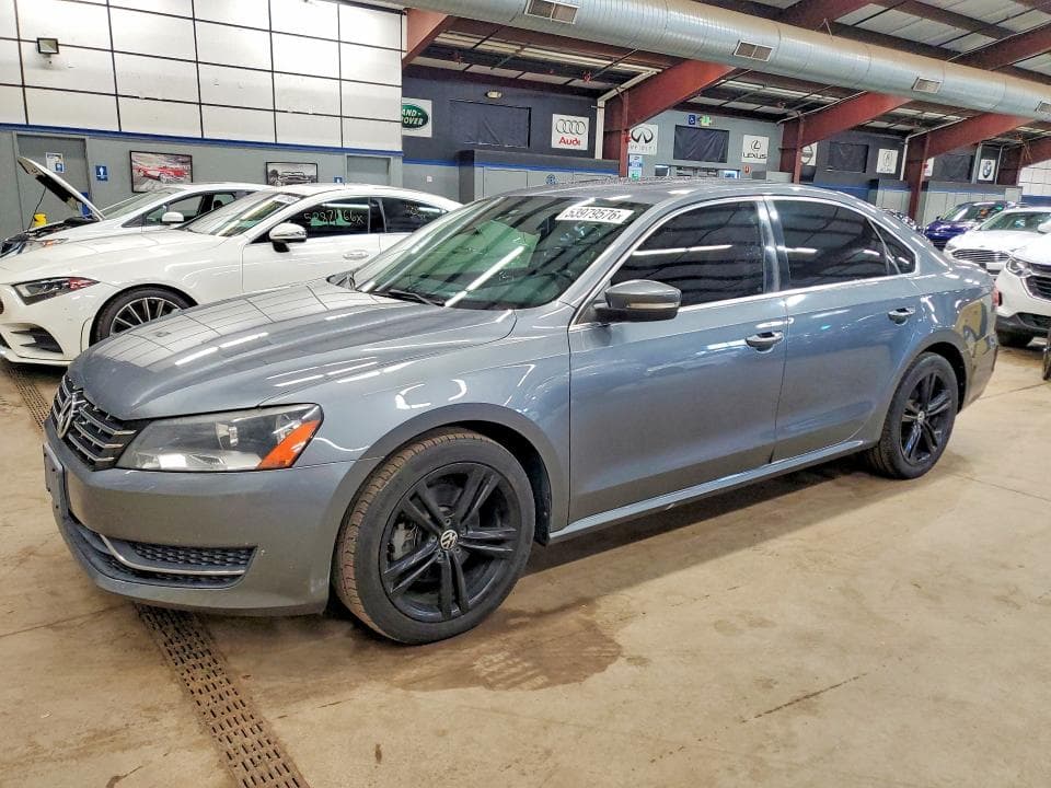 2014 VOLKSWAGEN PASSAT SE - 1