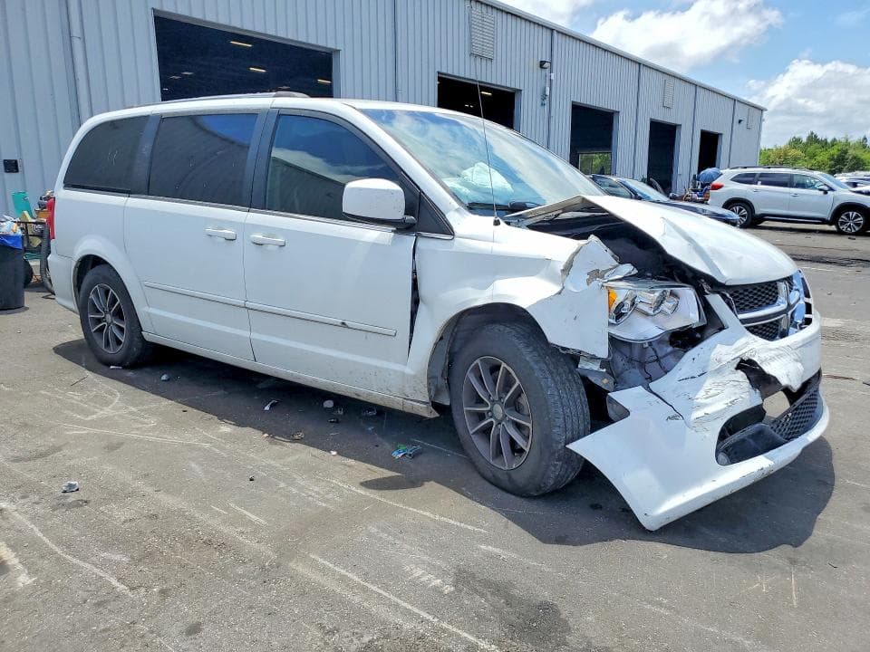 2017 DODGE GRAND CARAVAN SXT 4