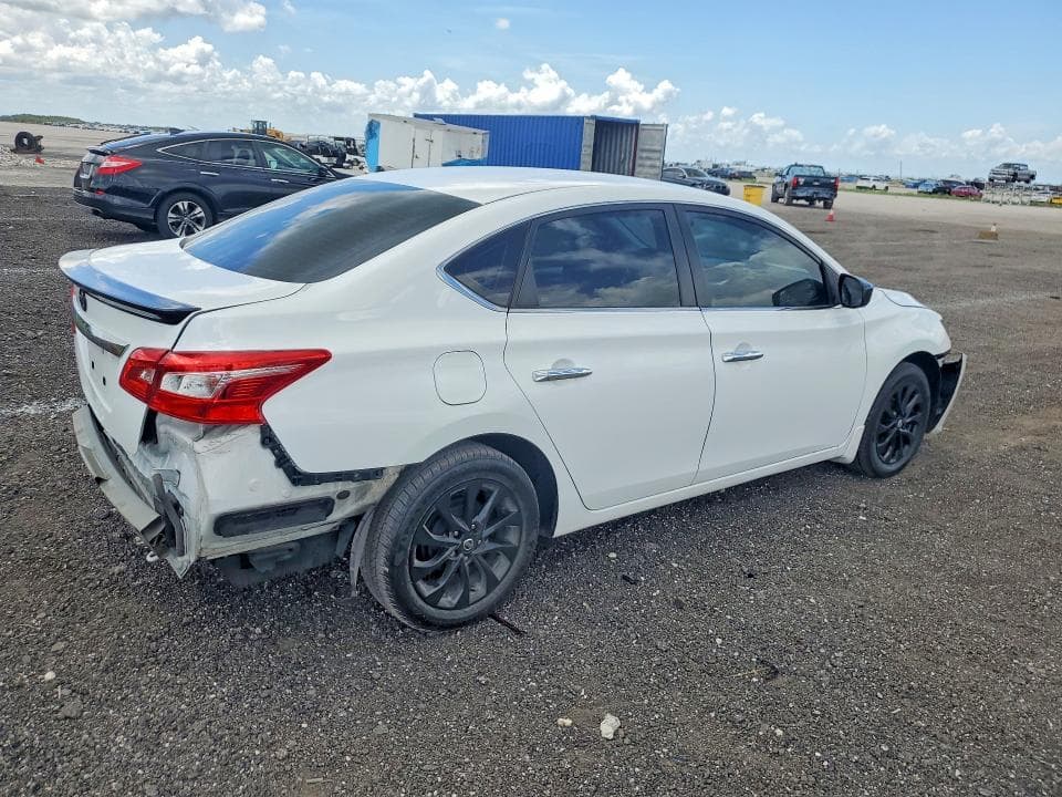 2018 NISSAN SENTRA S 3