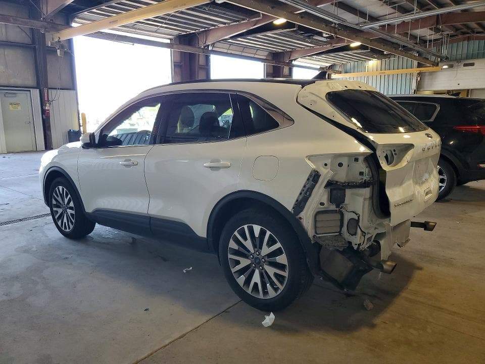 2022 FORD ESCAPE TITANIUM 2