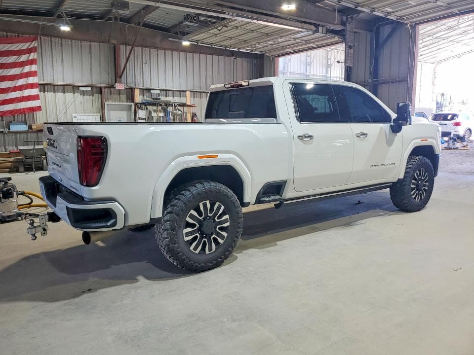 2025 GMC SIERRA K2500 DENALI ULTIMATE 3