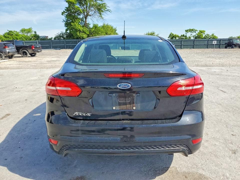 2017 FORD FOCUS S 6