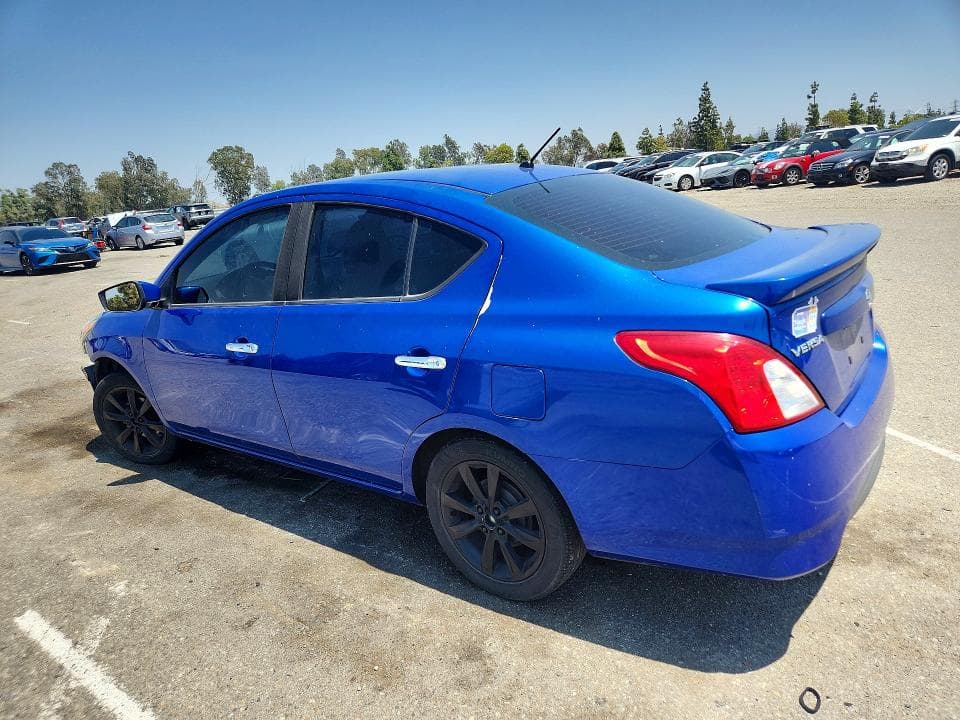 2017 NISSAN VERSA 1.6 SV 2