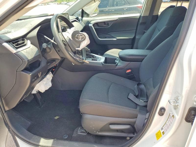 2025 TOYOTA RAV4 LE 7