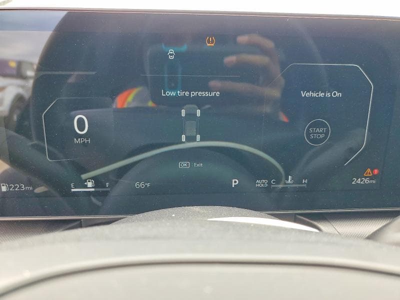 2025 KIA K4 EX 9