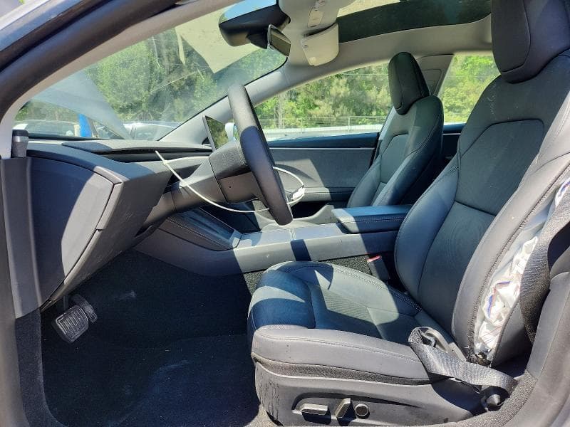 2025 TESLA MODEL 3 7