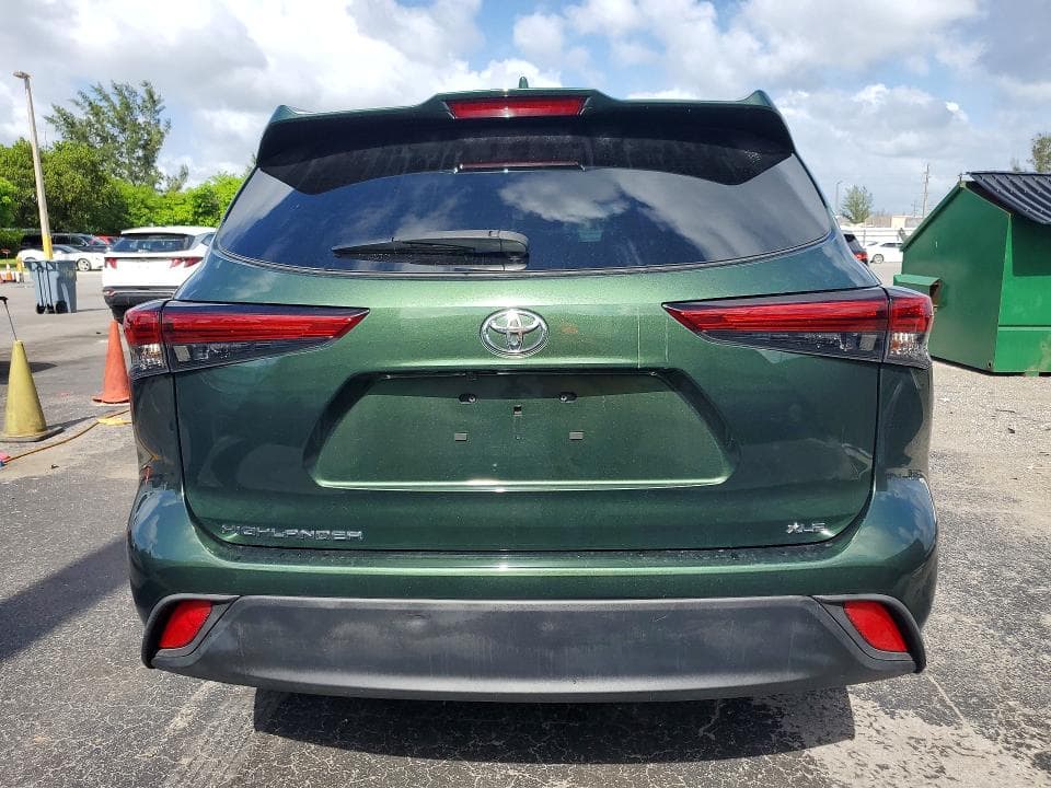 2023 TOYOTA HIGHLANDER XLE 6