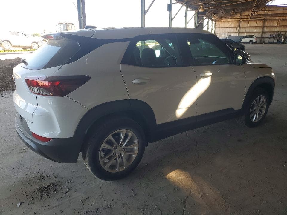 2026 CHEVROLET TRAILB LS/ 3