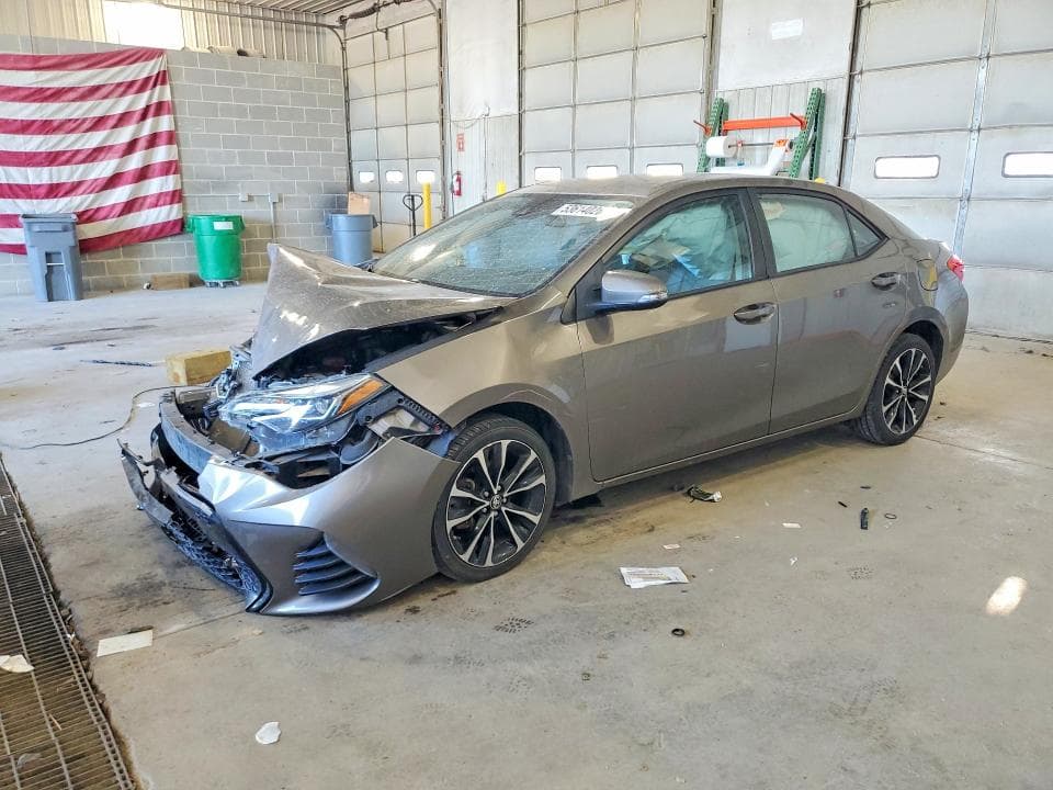 2019 TOYOTA COROLLA SE - 1
