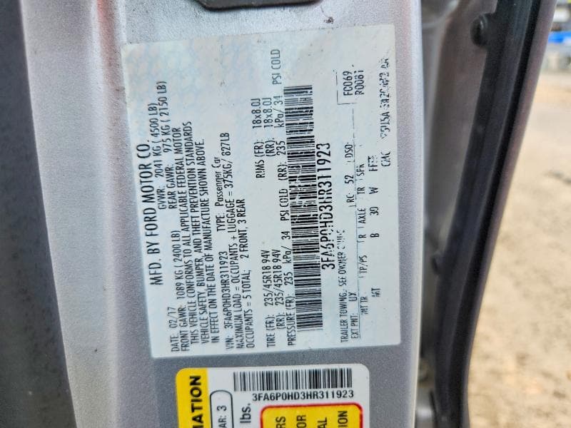 2017 FORD FUSION SE 12