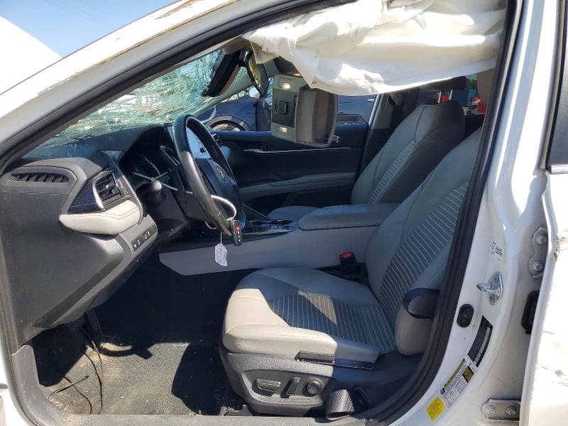 2022 TOYOTA CAMRY HYBRID SE 7