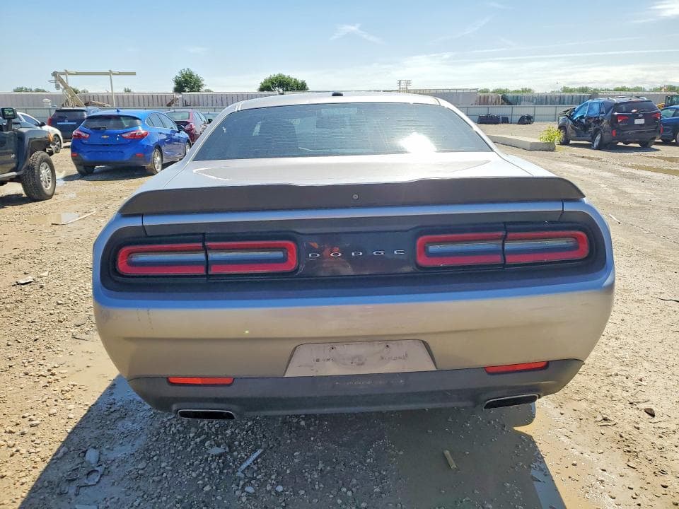 2018 DODGE CHALLENGER SXT 6
