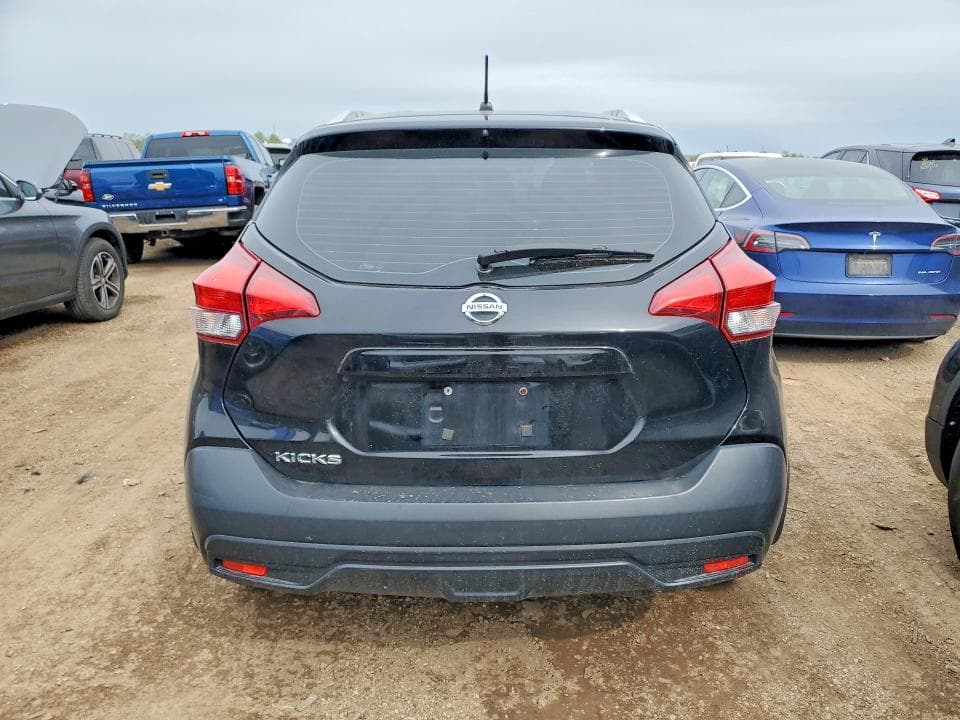 2018 NISSAN KICKS S 6