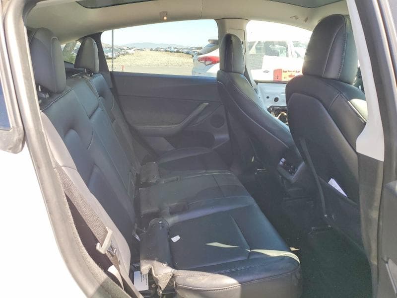 2023 TESLA MODEL Y 11