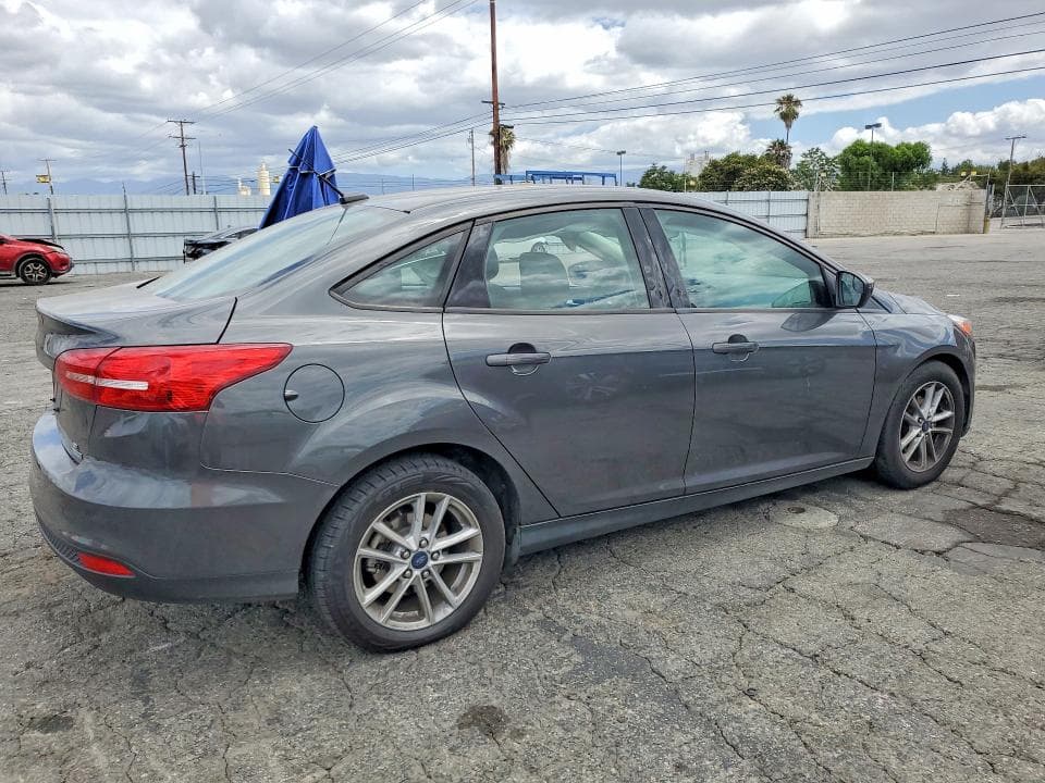 2018 FORD FOCUS SE 3