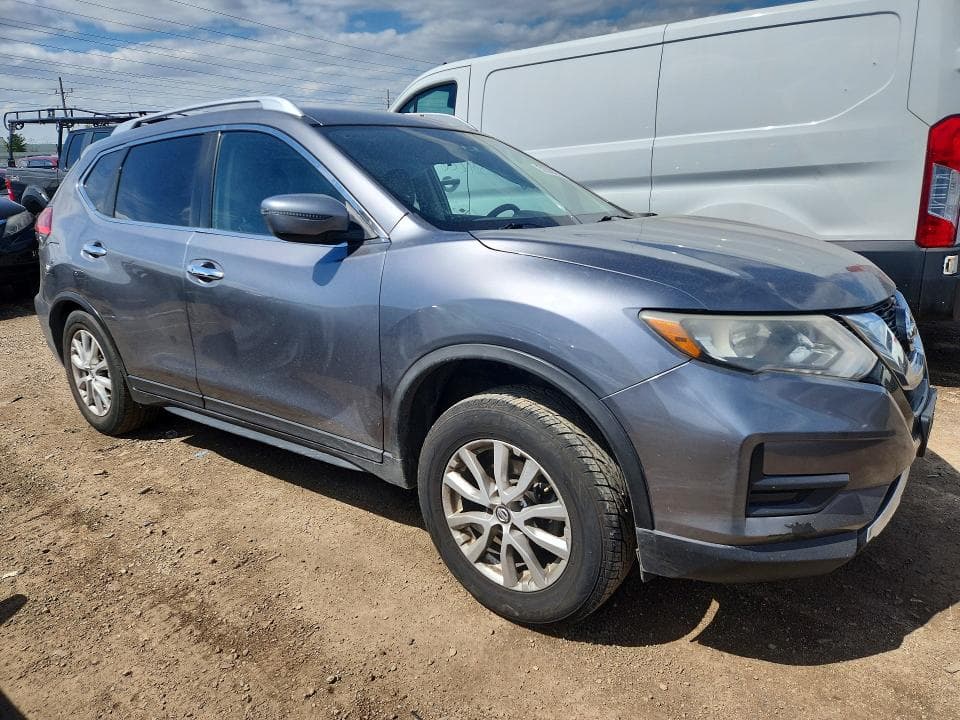 2017 NISSAN ROGUE SV 4