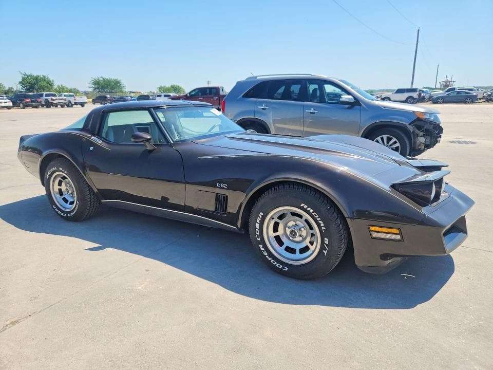 1980 CHEV CORVETTE 4