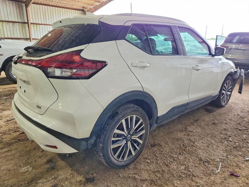 2021 NISSAN KICKS SV 3