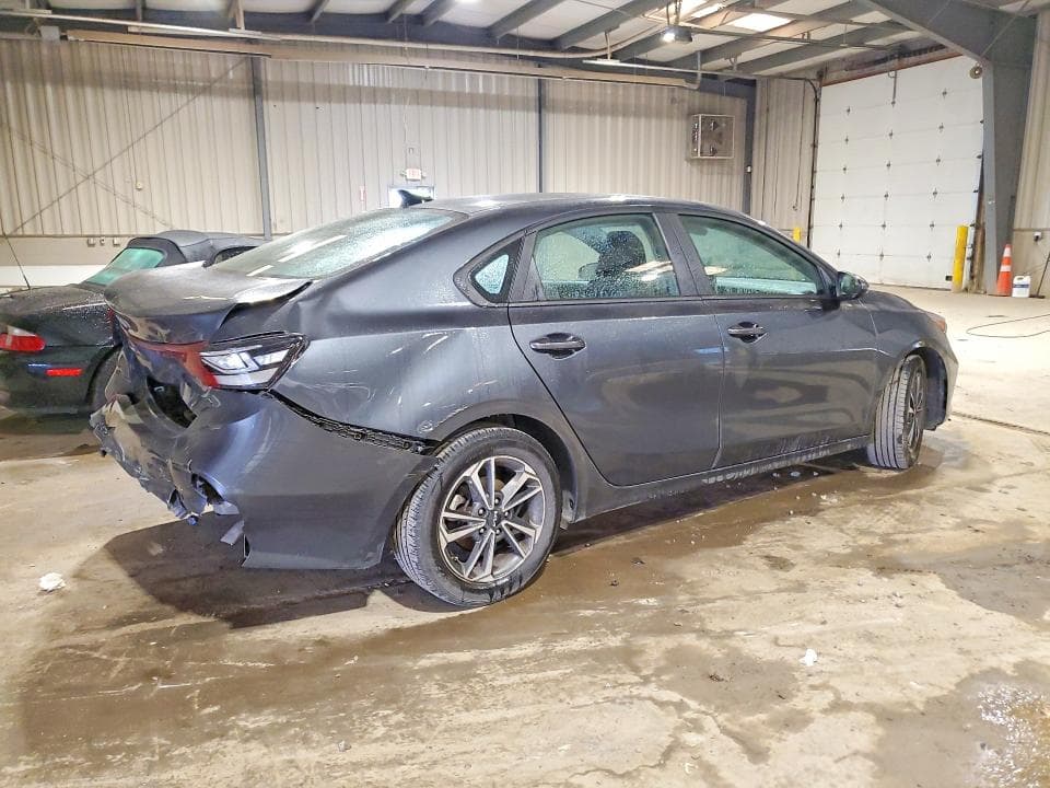 2024 KIA FORTE LXS 3