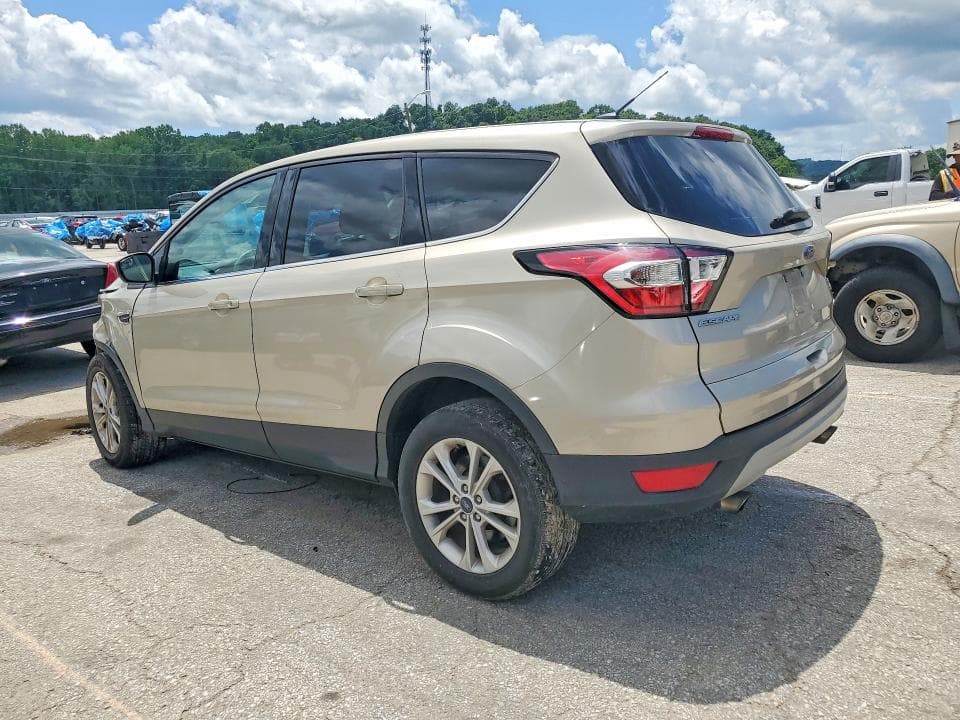 2017 FORD ESCAPE SE 2