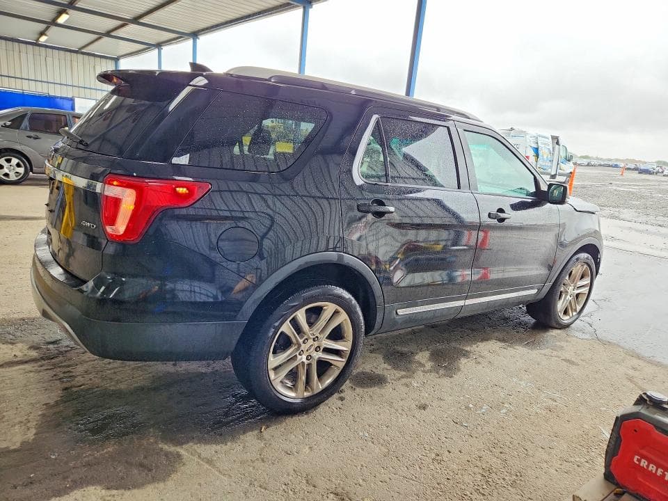 2017 FORD EXPLORER XLT 6