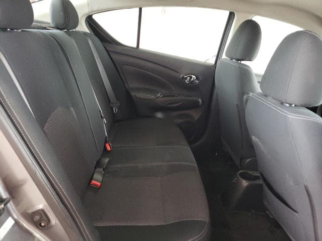 2019 NISSAN VERSA S 10