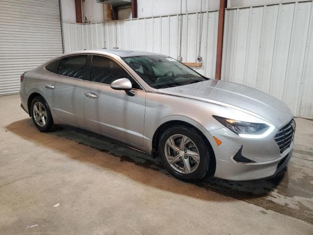 2021 HYUNDAI SONATA SE 4