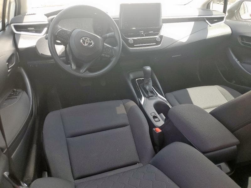 2025 TOYOTA COROLLA LE 8