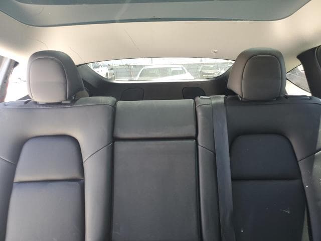2022 TESLA MODEL Y 10