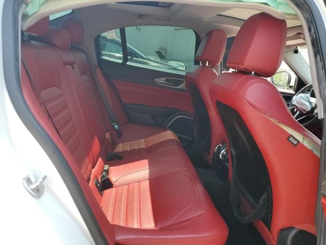 2017 ALFA ROMEO GIULIA TI Q4 10