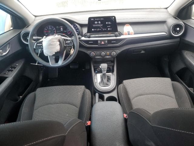 2022 KIA FORTE FE 8