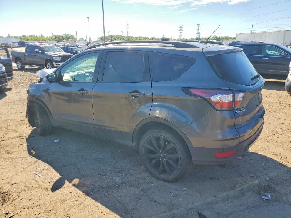 2017 FORD ESCAPE SE 2