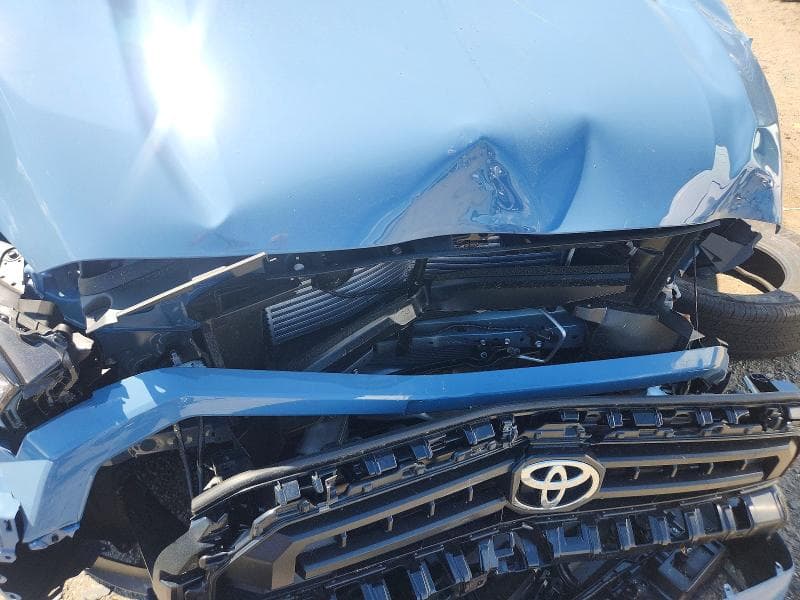 2026 TOYOTA 4RUNNER SR5 12