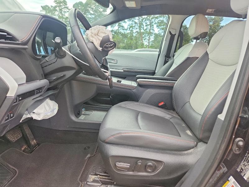 2023 TOYOTA SIENNA XSE 7-PASSENGER 7