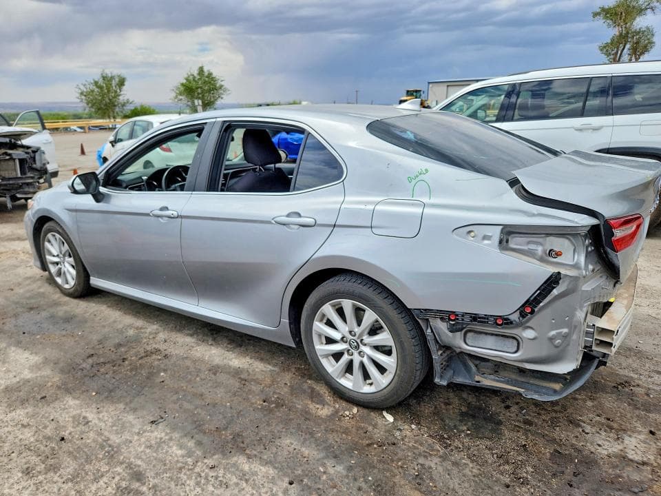 2020 TOYOTA CAMRY LE 2