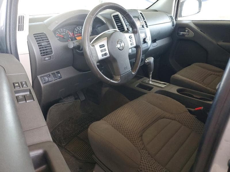 2017 NISSAN FRONTIER SV V6 8