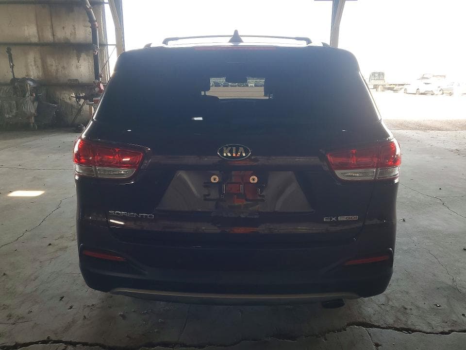 2017 KIA SORENTO EX 6