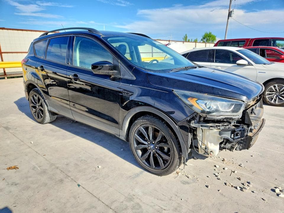 2019 FORD ESCAPE SE 4