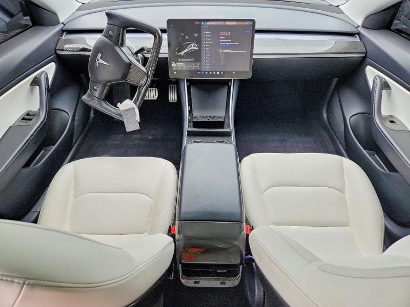 2018 TESLA MODEL 3 8