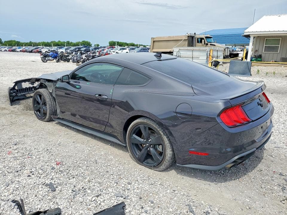 2022 FORD MUSTANG 2