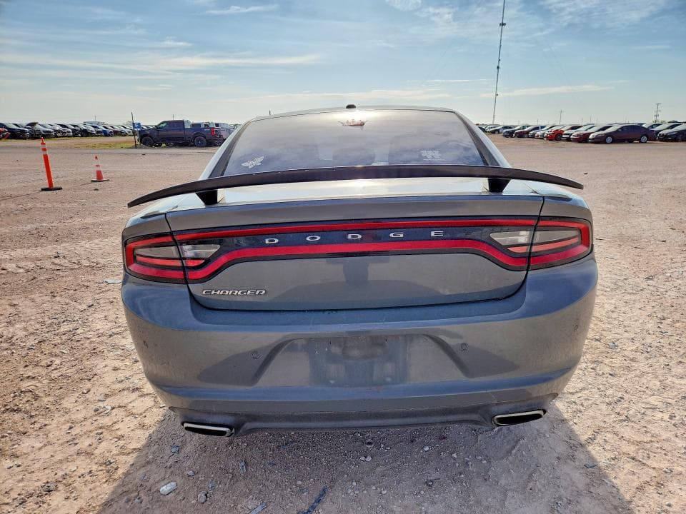 2017 DODGE CHARGER SE 6