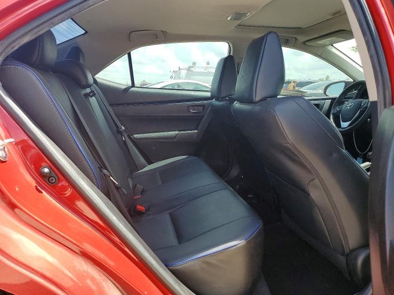 2018 TOYOTA COROLLA XSE 10