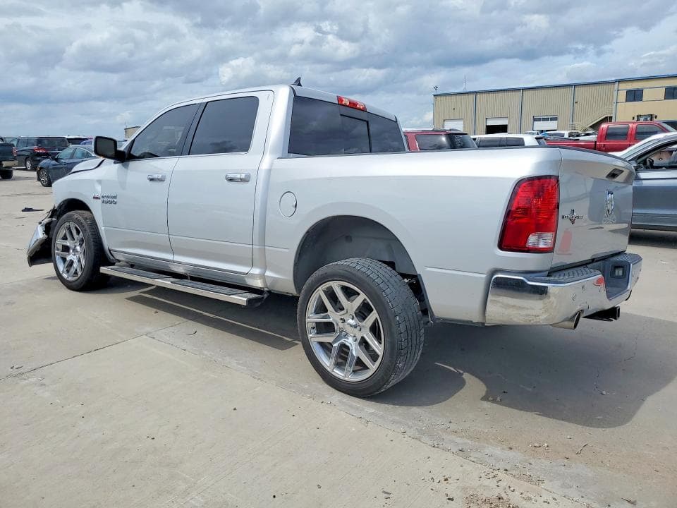 2018 RAM 1500 SLT 2