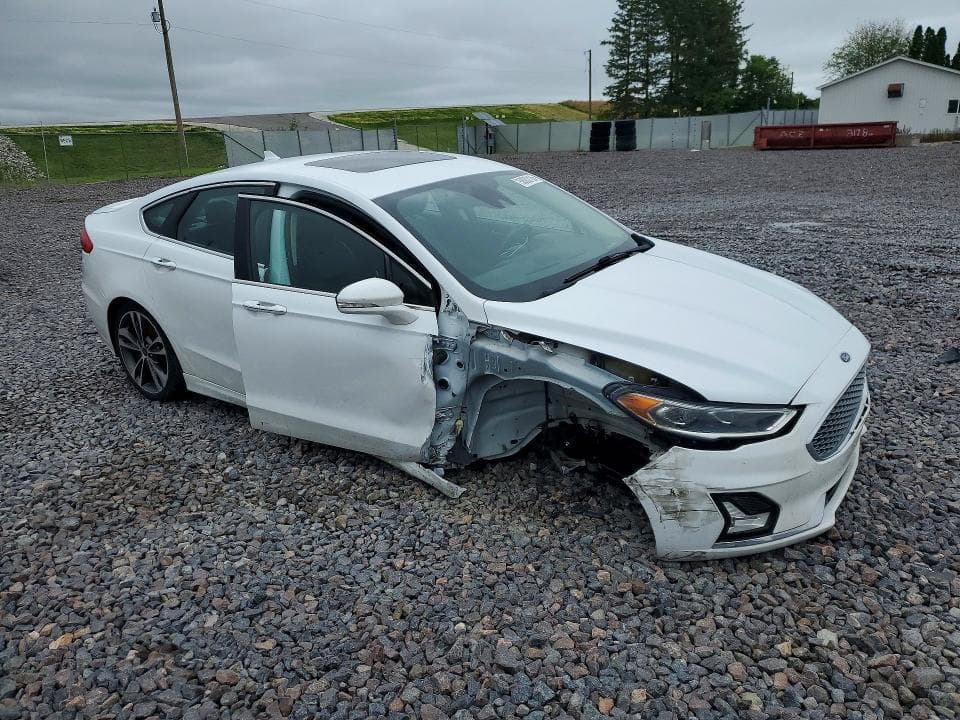 2019 FORD FUSION TITANIUM 4