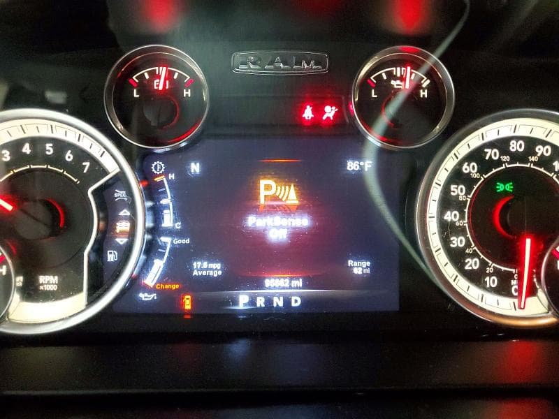 2017 RAM 1500 SLT 9
