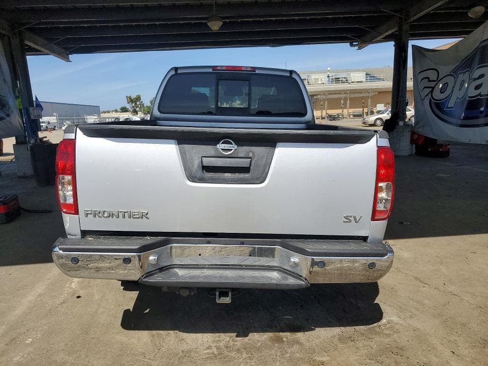2017 NISSAN FRONTIER SV V6 6