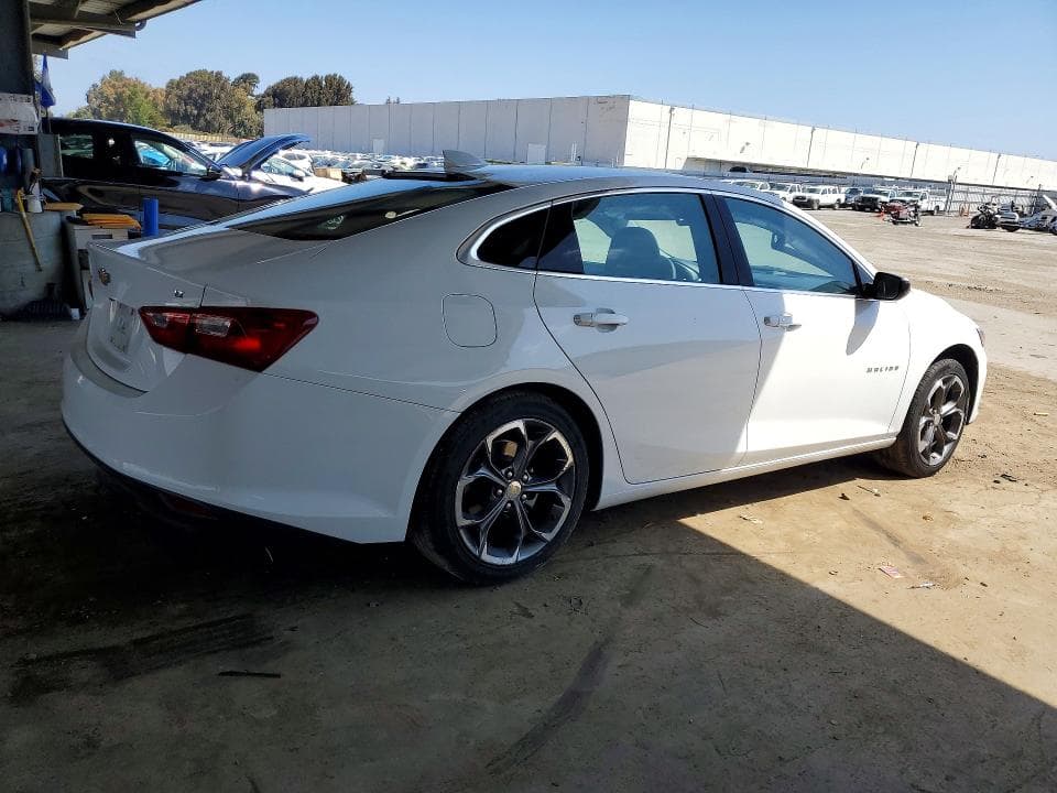 2023 CHEVROLET MALIBU LT 3
