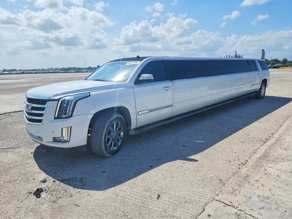 2015 CHEVROLET SUBURBAN - 1