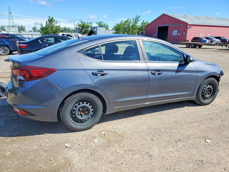 2019 HYUNDAI ELANTRA SE 3
