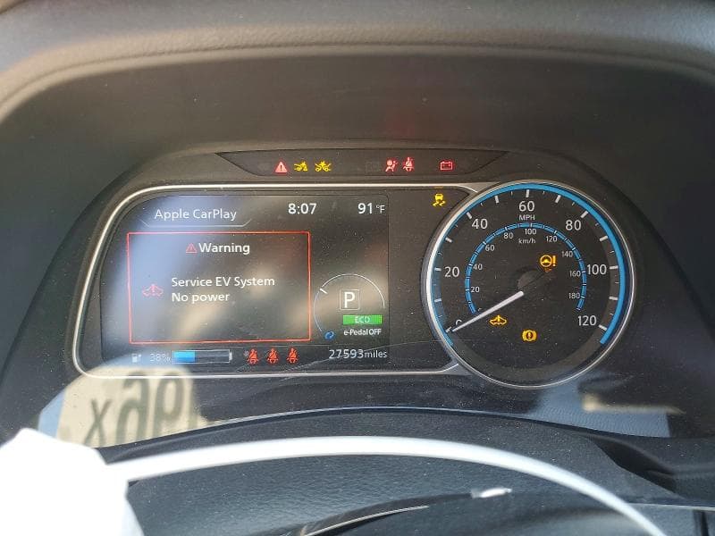 2022 NISSAN LEAF S 9
